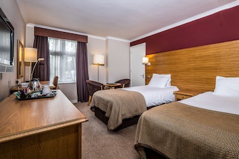 Bridge Hotel