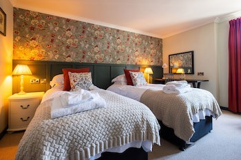 Bridge Hotel