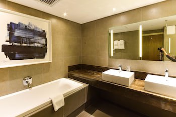 Hotel 2 Fevrier, Lome