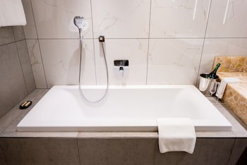 Hotel 2 Fevrier, Lome