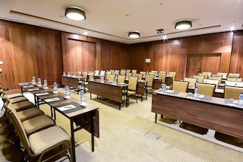 Hotel 2 Fevrier, Lome
