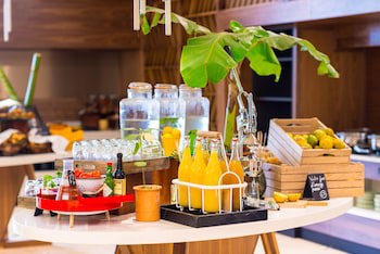 Hotel 2 Fevrier, Lome
