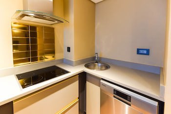Hotel 2 Fevrier, Lome