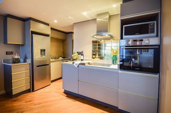 Hotel 2 Fevrier, Lome