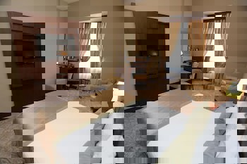 The Green Park Merter