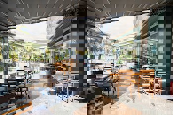 The Green Park Bostanci