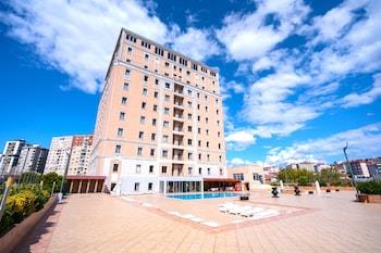 The Green Park Bostanci