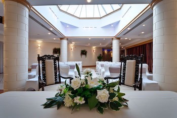 Best Western Premier Knowsley Suites Hotel & Spa