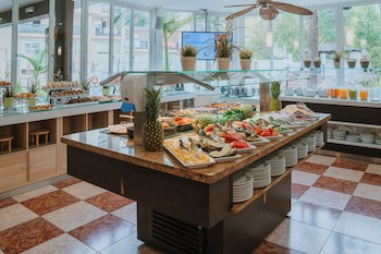 Crown Resorts Club Marbella