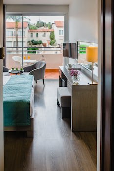 Napa Plaza Hotel - Adults Only galeri fotoğrafı
