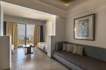 Apostolata Island Resort & Spa fotoğrafı
