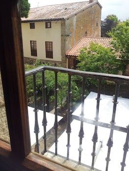 Parador De Santillana De Gil Blas