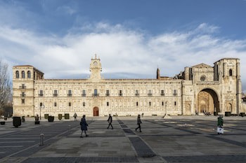 Parador De Leon. San Marcos