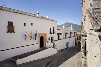 Parador De Guadalupe Caceres