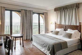 Parador De Carmona