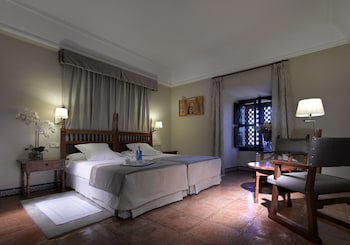 Parador De Carmona
