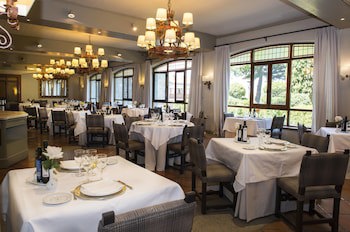 Parador De Avila (Adults Only)