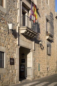 Parador De Avila (Adults Only)