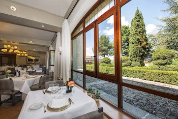 Parador De Avila (Adults Only)