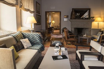 Parador De Avila (Adults Only)