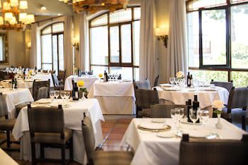 Parador De Avila (Adults Only)