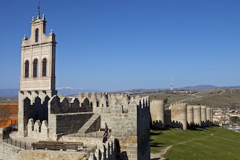 Parador De Avila (Adults Only)