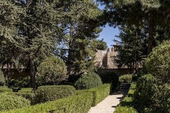 Parador De Avila (Adults Only)