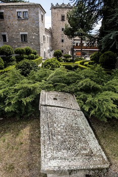 Parador De Avila (Adults Only)