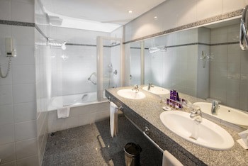 Parador De Avila (Adults Only)