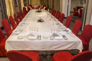 Parador De Avila (Adults Only)