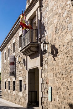 Parador De Avila (Adults Only)