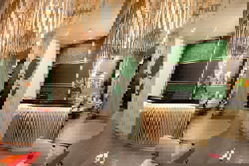 Zeus Essence Bucharest Central