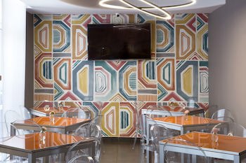 Central Hotel, Trademark Collection By Wyndham