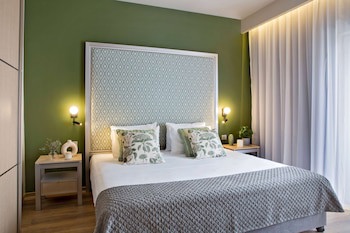 Central Hotel, Trademark Collection By Wyndham