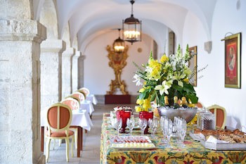 Pousada Castelo De Palmela - Historic Hotel