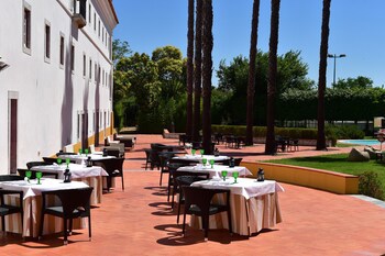 Pousada Convento De Beja - Historic Hotel