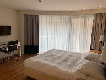 B-Aparthotel Montgomery
