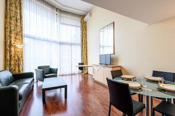 B-Aparthotel Montgomery