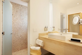 Bahia Hotel & Beach House