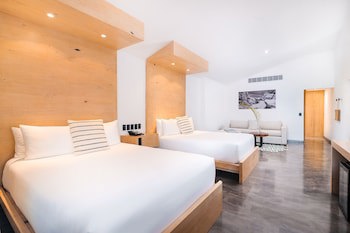 Bahia Hotel & Beach House