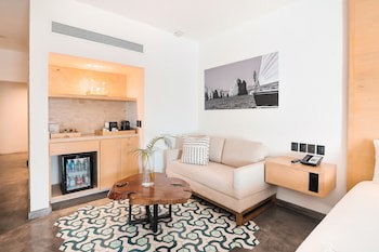 Bahia Hotel & Beach House