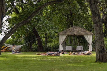 Capitan Suizo Beach Front Boutique