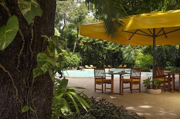 Capitan Suizo Beach Front Boutique
