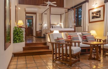 Capitan Suizo Beach Front Boutique