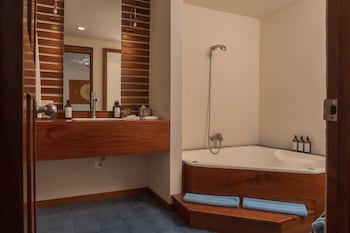 Capitan Suizo Beach Front Boutique
