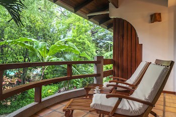 Capitan Suizo Beach Front Boutique