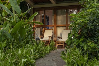 Capitan Suizo Beach Front Boutique