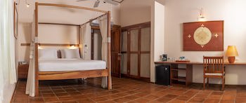 Capitan Suizo Beach Front Boutique