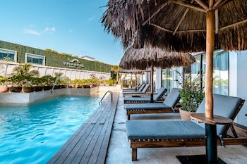 Caribbean Paradise Hotel & Spa - 5Th Avenue