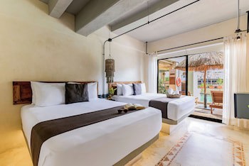 Caribbean Paradise Hotel & Spa - 5Th Avenue